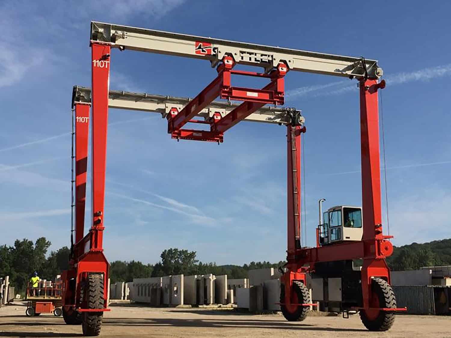 Shuttlelift Develops New DB 110 Double-Beam Mobile Gantry Crane ...